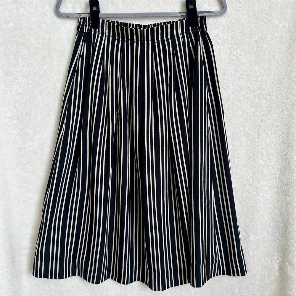 J.Crew Black White Vertical‎ Stripe Pleated Midi Skirt Size 4 Lined